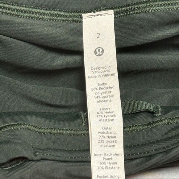 Lululemon Play Off the Pleats Mid-Rise Skirt *Floral Electric/ Rainforest Green - Picture 9 of 13